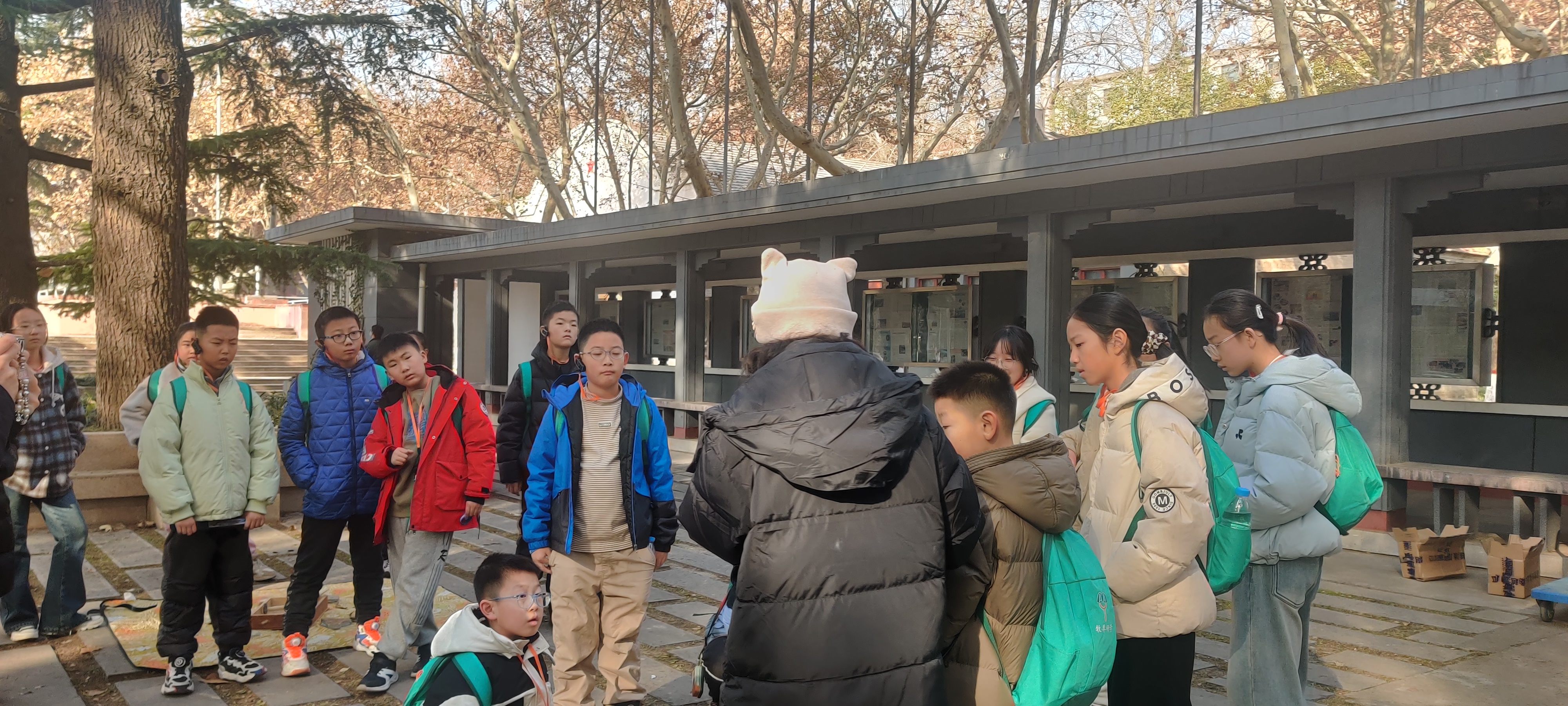 西安春秋来我馆参加研学活动
